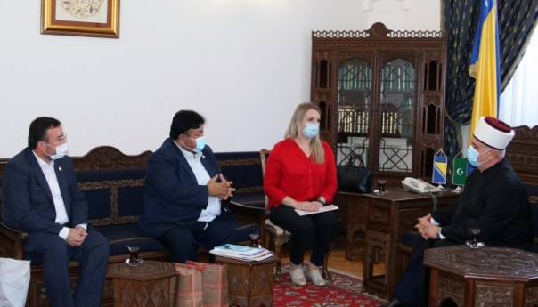 Reis Kavazović primio delegaciju iz Istočnog Turkestana