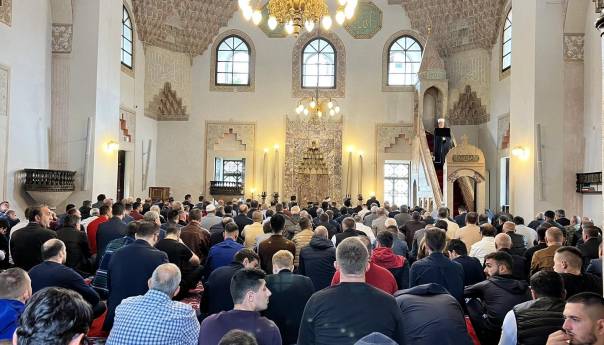 Reisul-ulema: Izađite na izbore, dostojanstveno