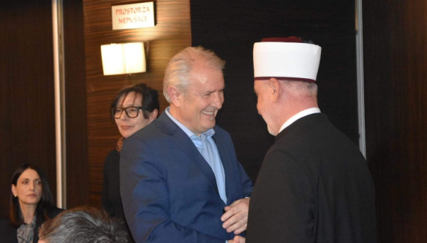 Reisul-ulema na iftaru potpredsjednika FBiH Refika Lende