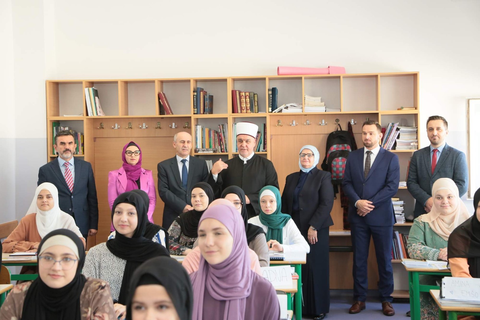 Reisul-ulema posjetio učenike Gazi Husrev-begove medrese: Islamska zajednica je ponosna na vas