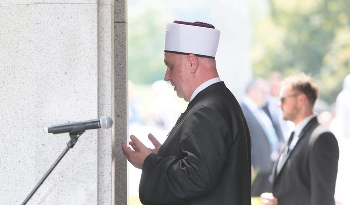 Kavazović: Naša djeca se rađaju, hodaju bosanskom zemljom s ljiljanom na prsima