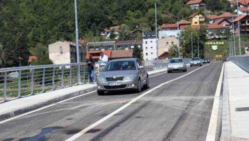 Rekonstruisani 'Most žrtava genocida u Srebrenici' pušten u promet