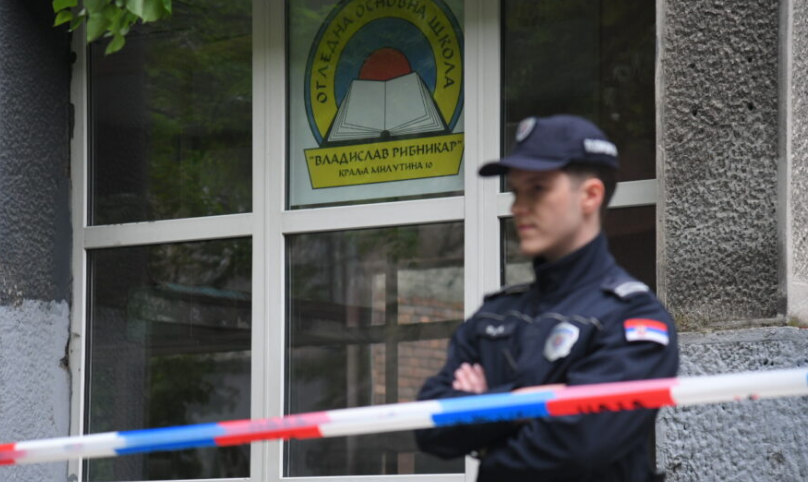 Rekonstrukcija pucnjave: Bacio je pištolj i krenuo ka kabinetu historije