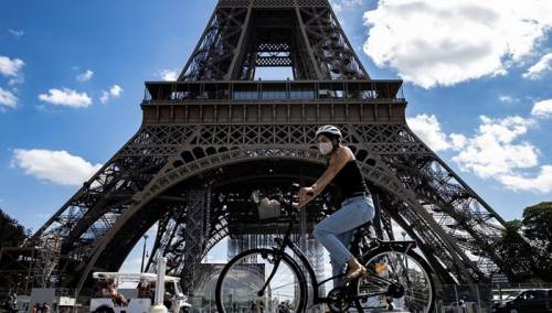 Rekordni brojevi novozaraženih u nizu evropskih zemalja