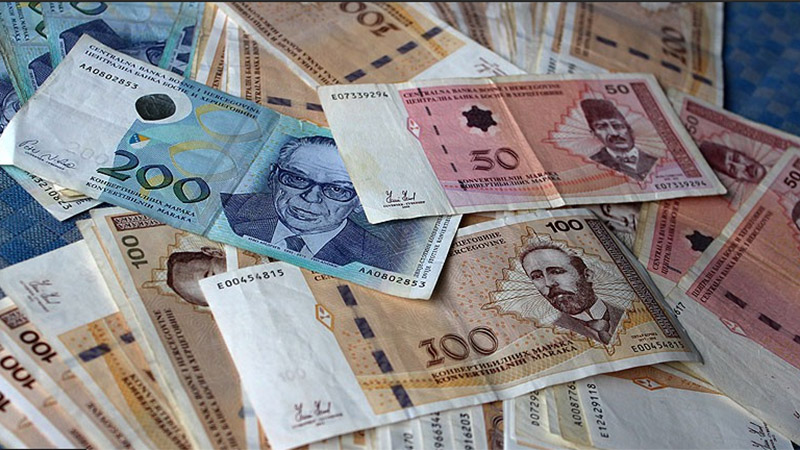 Rekordni prihodi UIO: Prikupljeno 8,4 milijardi KM poreza