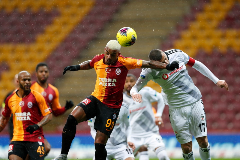 Remi bez golova u derbiju između Galatasaraya i Bešiktaša