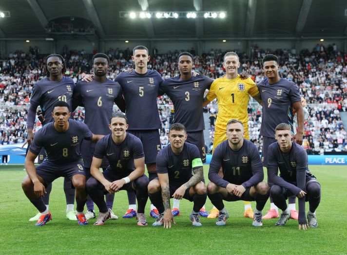 Reprezentativac Engleske na poluvremenu ušao u svlačionicu BiH