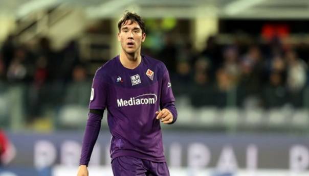 Reprezentativac Srbije Dušan Vlahović pozitivan na koronavirus