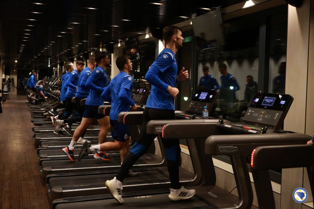 Reprezentativci odradili trening u hotelskoj teretani zbog loših vremenskih uslova