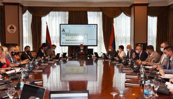 Republički štab RS: Građani da se vakcinišu u što većem broju