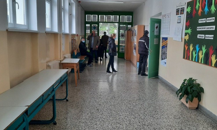 RS: Od sutra dezinfekcija škola, nastava na daljinu