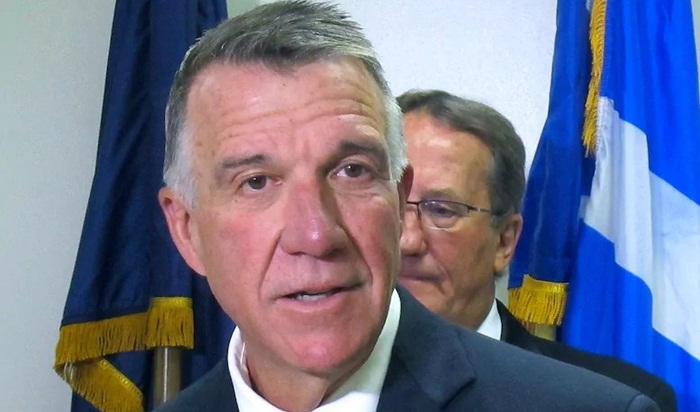 Republikanski guverner Phil Scott glasao za Bidena