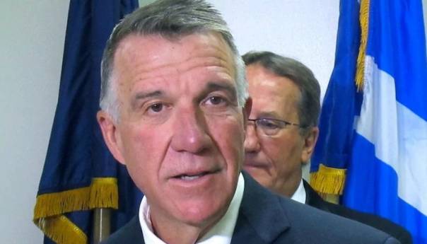 Republikanski guverner Phil Scott glasao za Bidena