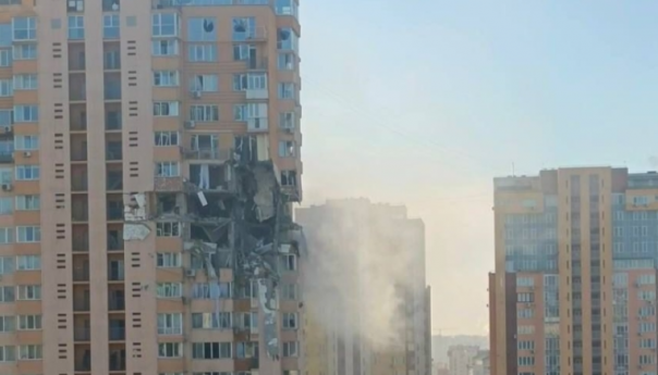 Restrikcija struje u Kijevu, stiže im i snijeg, pad temperatura