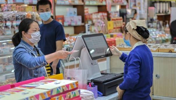 Restriktivne mjere u Kini još ne mogu biti ublažene, u Wuhanu novi klaster