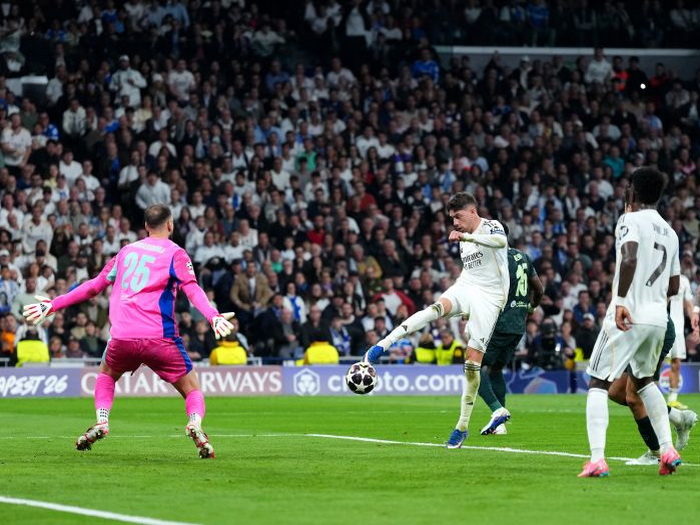 Revanš utakmice osmine finala, spektakl Cityja i Reala