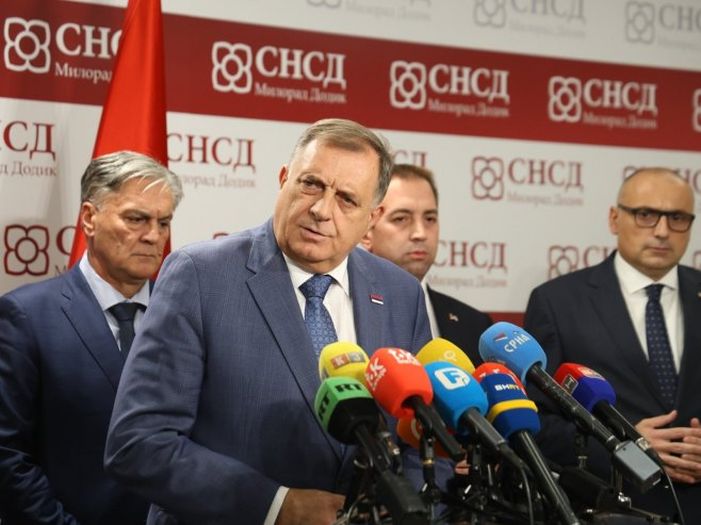 Režim ujedinjen: Karan zajednički kandidat, referendum 9. januara