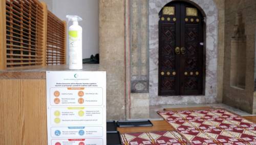 Rijaset apeluje da vjernici stariji od 60 godina ne dolaze na džumu