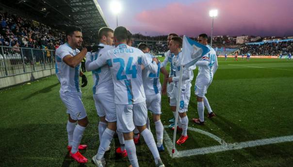 Rijeka opet šokirala Dinamo u Kupu, Čolak presudio Modrima