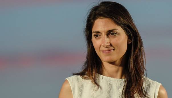 Rimska gradonačelnica Raggi tvrdi da je bila meta mafije