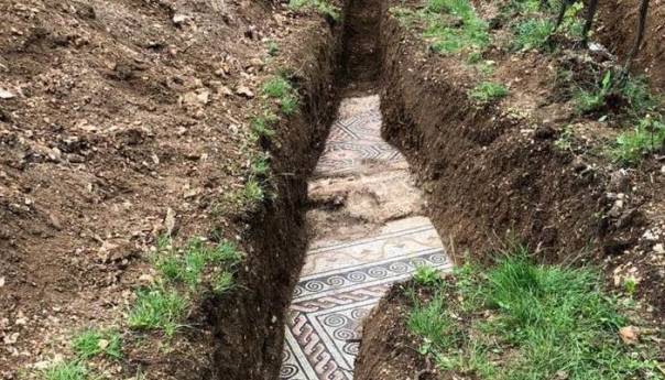 Rimski mozaik otkriven ispod vinograda u blizini Verone