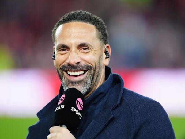 Rio Ferdinand zbog bolova u leđima primoran koristiti invalidska kolica