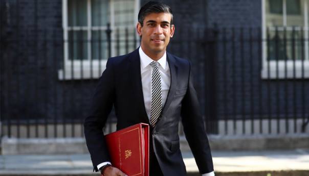 Rishi Sunak se ipak iz raskošnih vila seli u skromni Downing Street