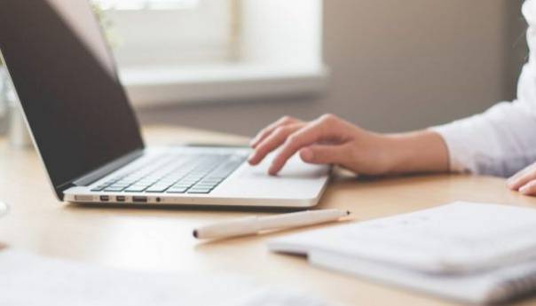 Rizik od izgaranja na poslu nije nestao jer radite od kuće