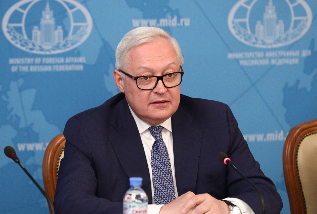 Rjabkov: Macron neprikladan gost na samitu BRICS-a