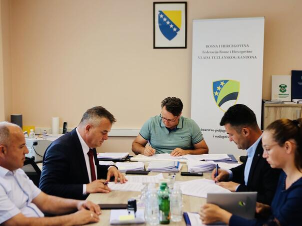 Rješavanje problema vodosnabdijevanja Gradačca i Živinica: Vlada TK izdvojila više od 600 hiljada KM