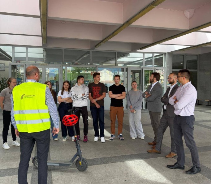 Road Safety Café u Sarajevu: Mladi predlagali rješenja za si