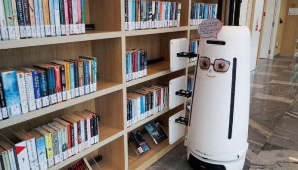 Roboti nadoknađuju manjak radnika u Singapuru