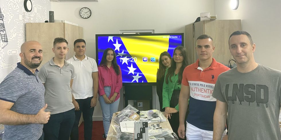 ROBOTIČKI REPREZENTATIVCI BiH - TRI NAGRADE I PRIZNANJE