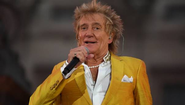 Rod Stewart unajmio kuću za osmeročlanu obitelj izbjeglica iz Ukrajine