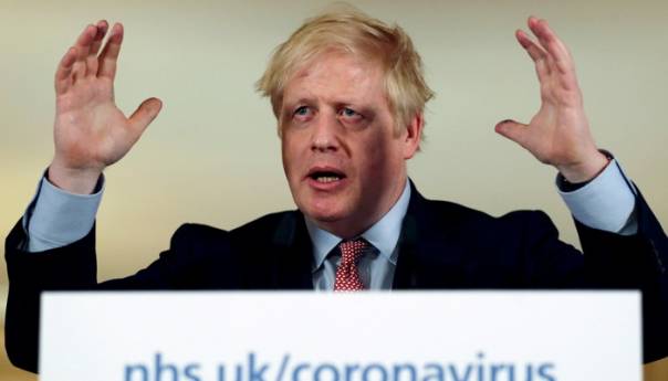 Roditelji kritikuju premijera Johnsona jer ne želi da zatvori škole