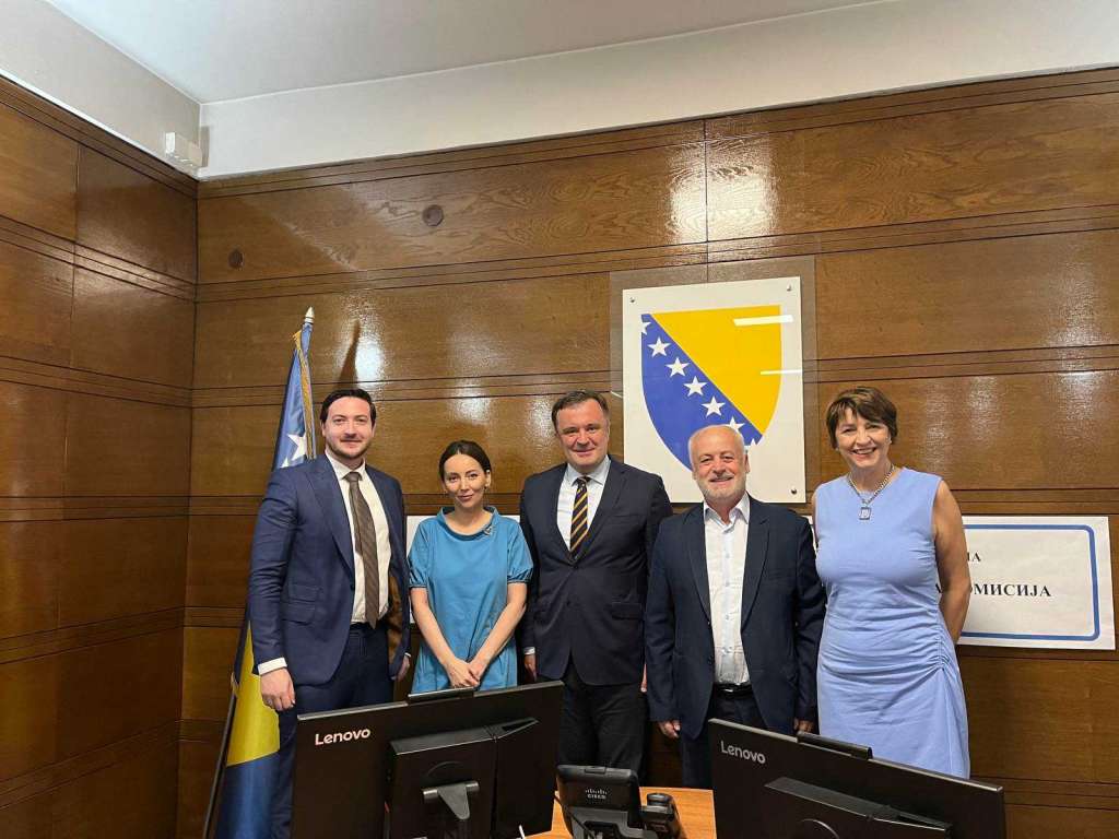 Rok za podnošenje prijava za glasanje izvan BiH ističe 19. jula