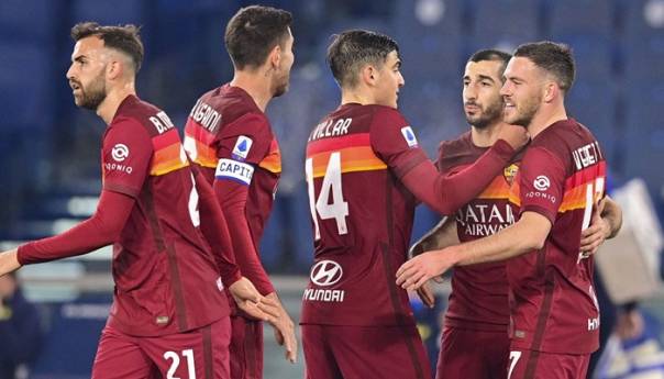 Roma rutinski pobijedila Veronu, Džeko ponovo bio na tribinama