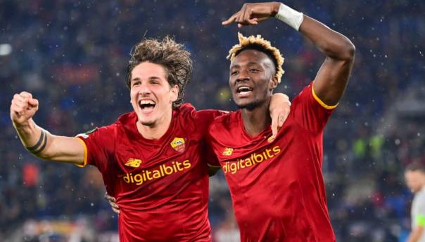 Roma ubjedljiva na Olimpicu, golijade u Pragu i Renu