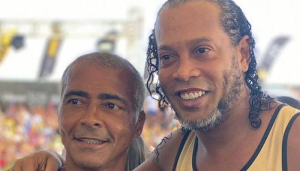Ronaldinho i Romario oduševili Copacabanu majstorskim potezima
