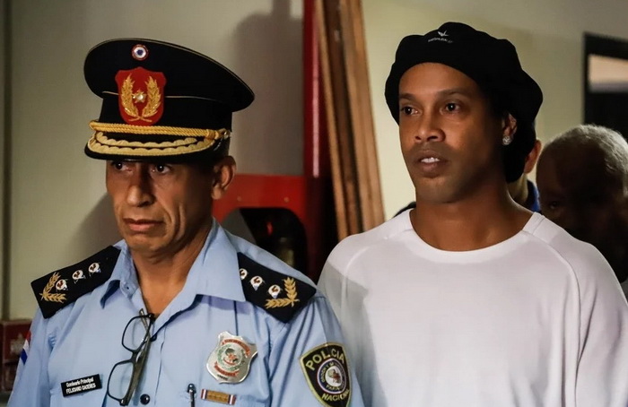 Ronaldinho pušten iz zatvora u Paragvaju nakon 32 dana