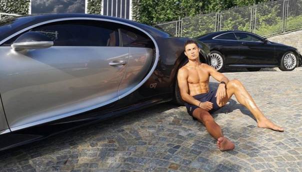 Ronaldo pokazao novi Bugatti vrijedan devet miliona eura