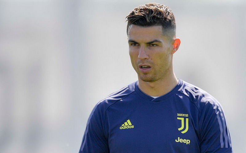 Ronaldo pomaže djevojčici iz Beograda