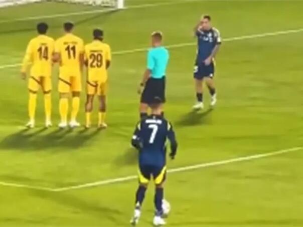 Ronaldo se propisno obrukao: Cijeli svijet priča o njegovom potezu