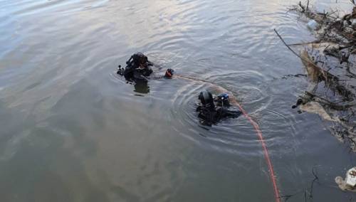 Ronioci u Savi pronašli vozilo s tijelom jedne osobe