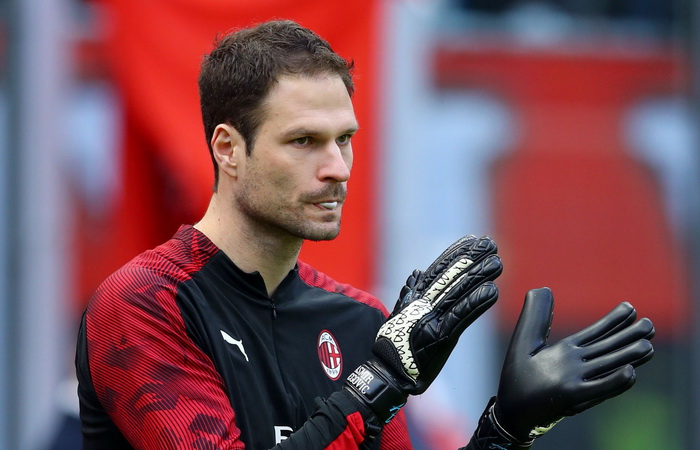 Rossoneri odnijeli bod iz Firence: Begović sjajan u debiju