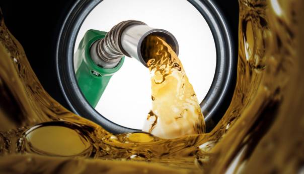 RS bez zaliha goriva, vlast prodala naftne terminale