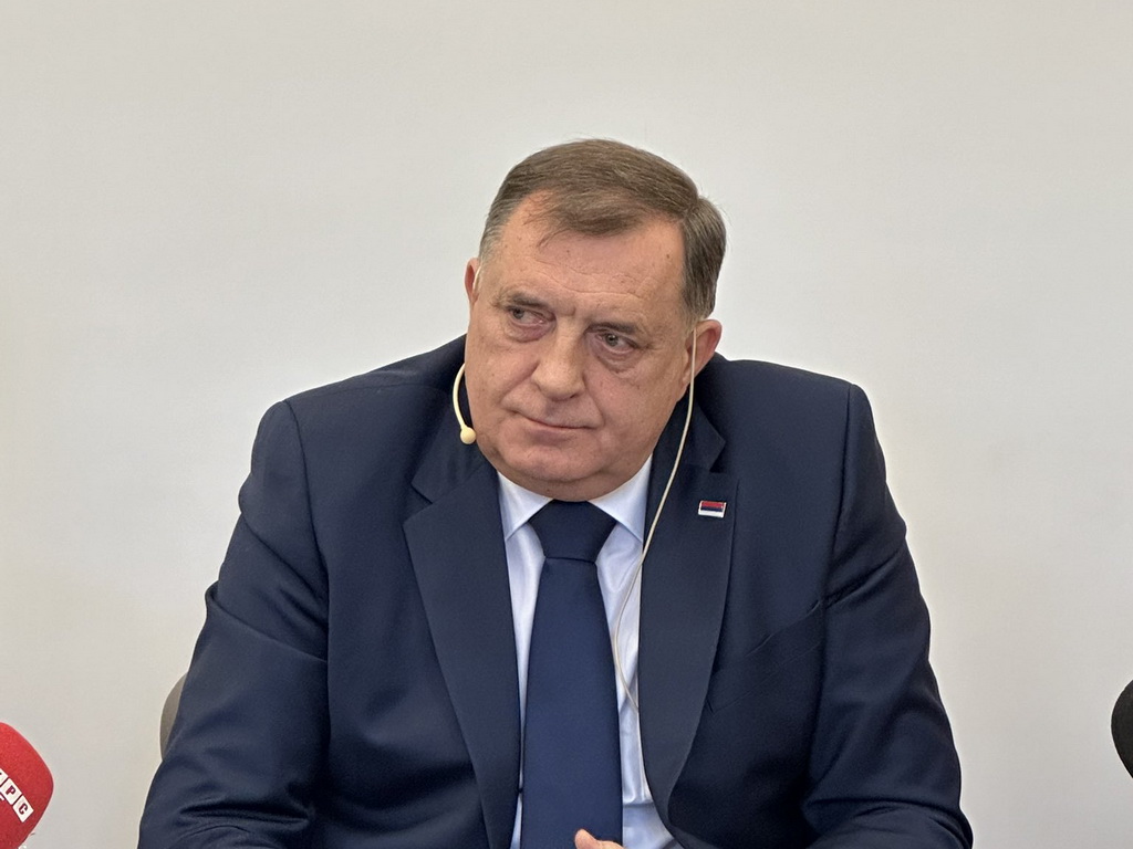 'RS ne prihvata sankcije prema Rusiji, Putin je neko ko želi da pomogne'