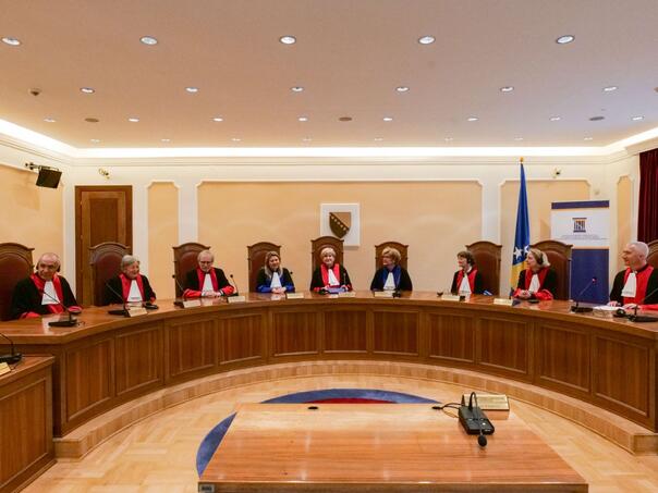 RS nema nadležnost da odlučuje o nepokretnoj državnoj imovini već samo država BiH