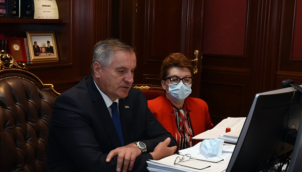 RS očajnički traži 30 miliona KM od UIO: Ovo je nepodnošljivo!