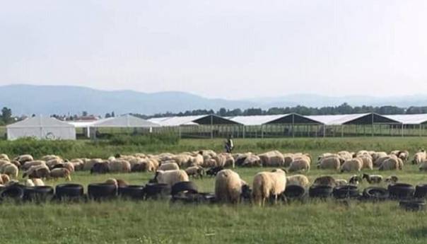 RS: Od pokretne bolnice nema više ni šatora